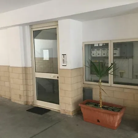 Appartamento Mini Attico Zona Policlinico *